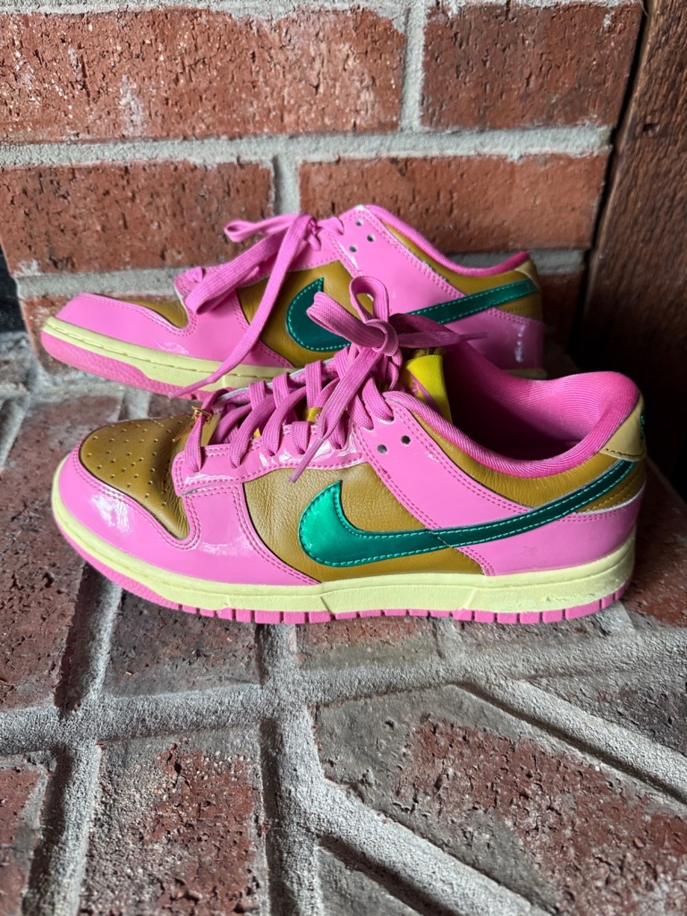 Nike Parris Goebel dunks pink green size 9 shoes